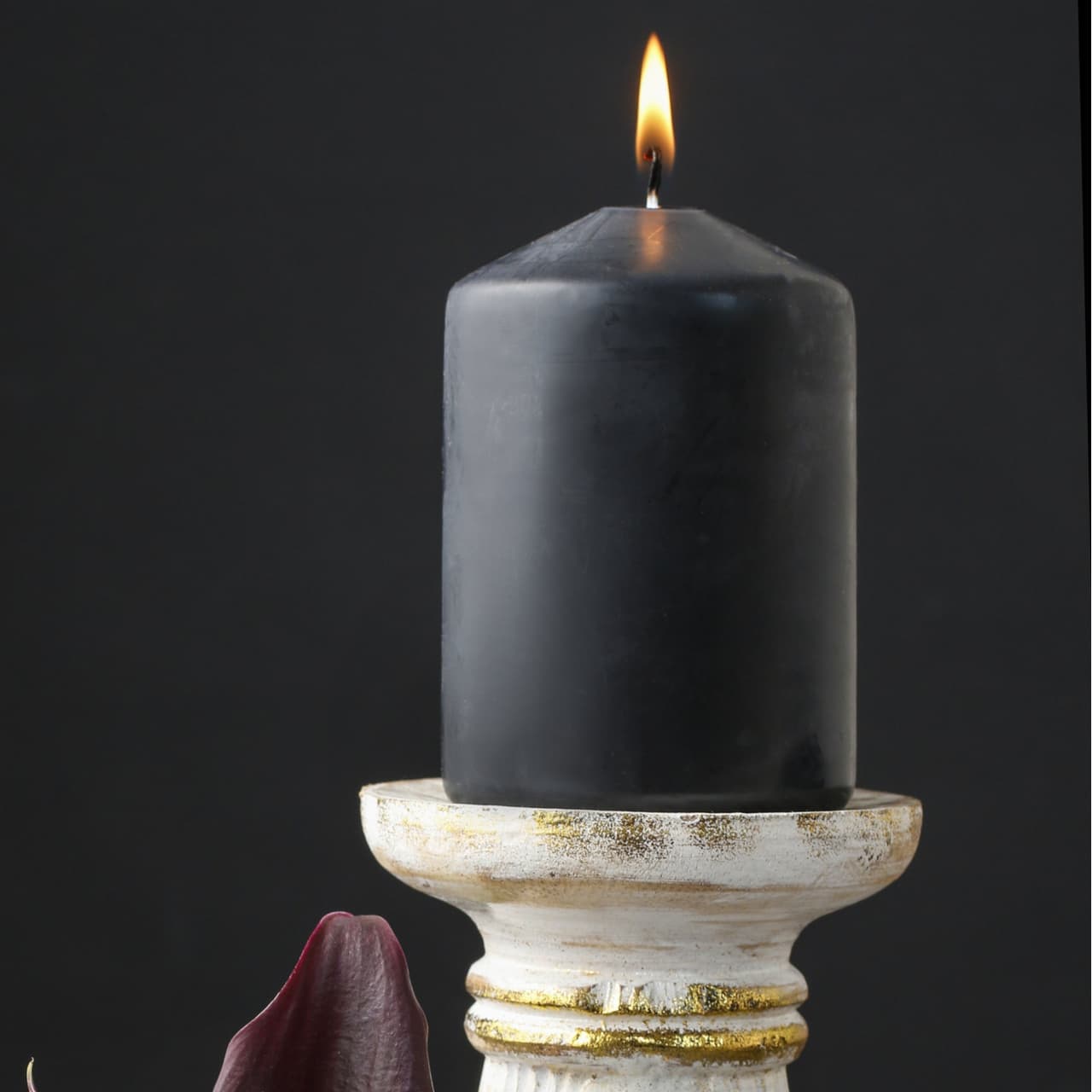 Son muy usadas para alejar gente mala o con oscuras intenciones, esas malas amistades o personas envidiosas o tóxicas, inclusive, sirven para crear distanciamientos.