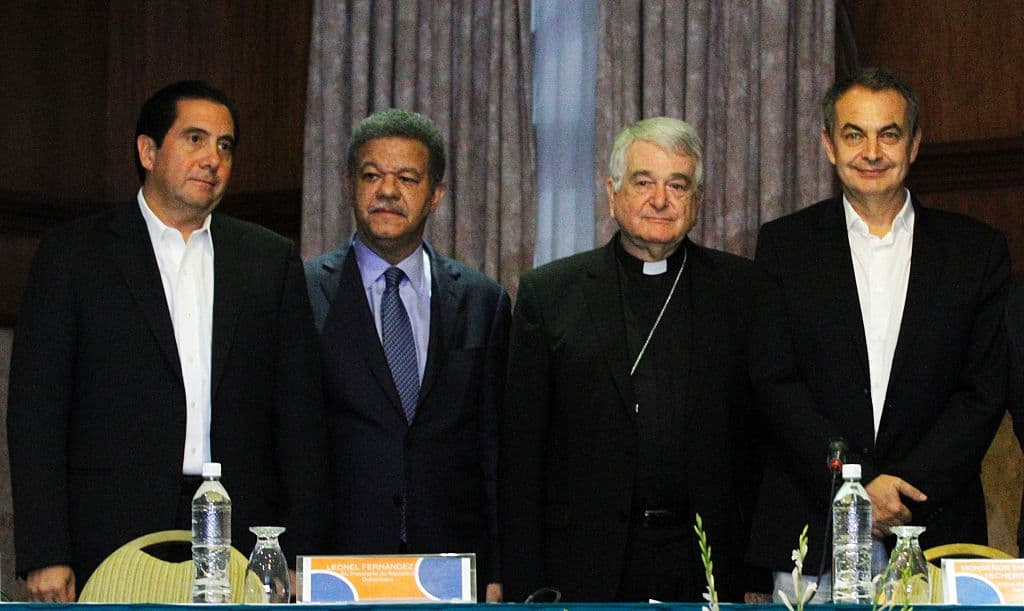 Anuncian diálogo entre el gobierno venezolano y la oposición tras reunión de Maduro con el Papa