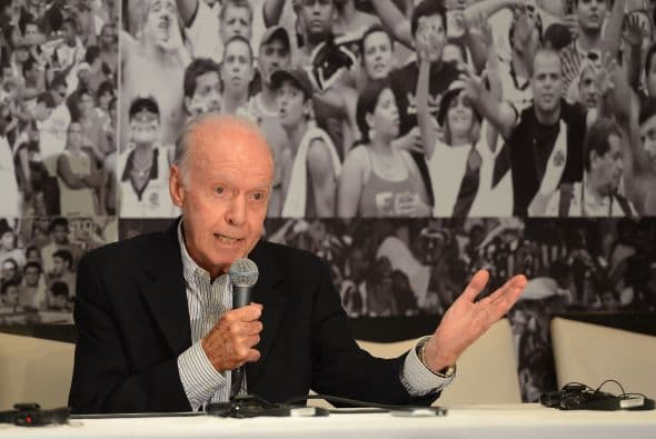 6 son los embajadores brasileños: Mario Lobo Zagallo, Amarildo, Carlos Alberto Torres, Bebeto, Ronaldo Nazario y Marta. En la foto Mario Zagallo.