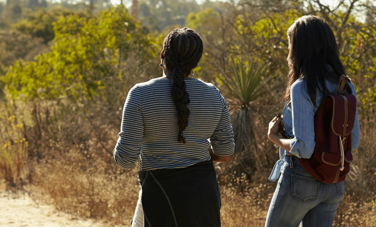 <b>3. Un menor no puede contraer COVID-19 con la vacuna.</b>