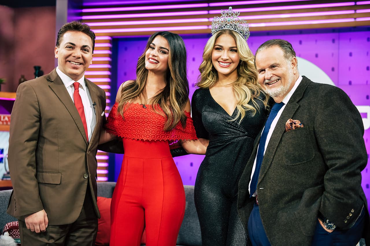 Y cerró su asistencia con una foto del recuerdo con los conductores.