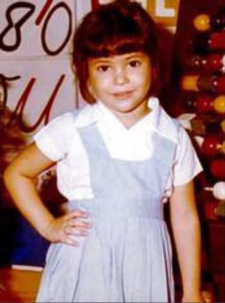 Simpática y talentosa, luchó desde niña para tener éxito mundial y es dueña de uno de los movimientos de cadera más sensuales.