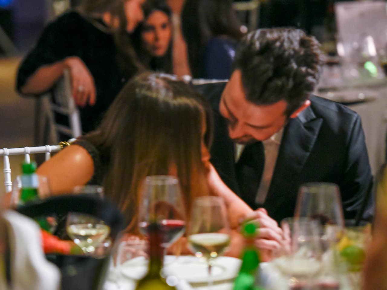 Sofía Vergara y el productor de cine Andrea Iervolino bailaron y se divirtieron juntos en la gala del Ischia Global Film and Music Fest, en Roma.