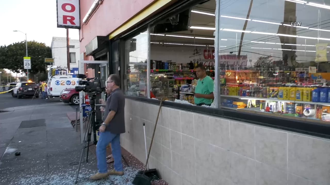 El personal del Departamento de Construcción y Seguridad de Los Ángeles las está evaluando para determinar si alguien necesitará un refugio de emergencia.