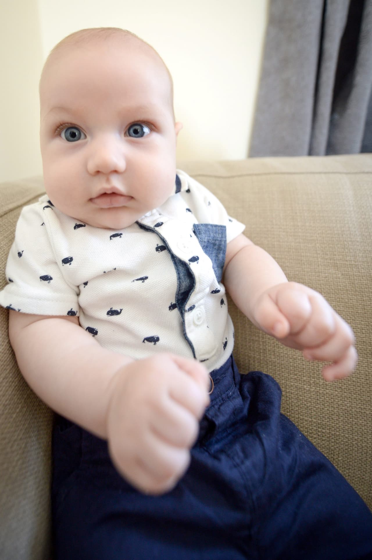 ¡Pues no tiene años! Sólo tiene tres meses.