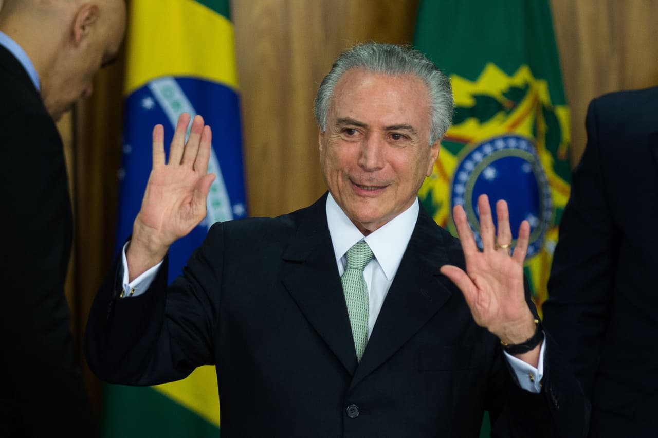 Momento de juramentación del nuevo gabinete interino, del gobierno brasileño de Michel Temer, en el palacio presidencial de Planalto.