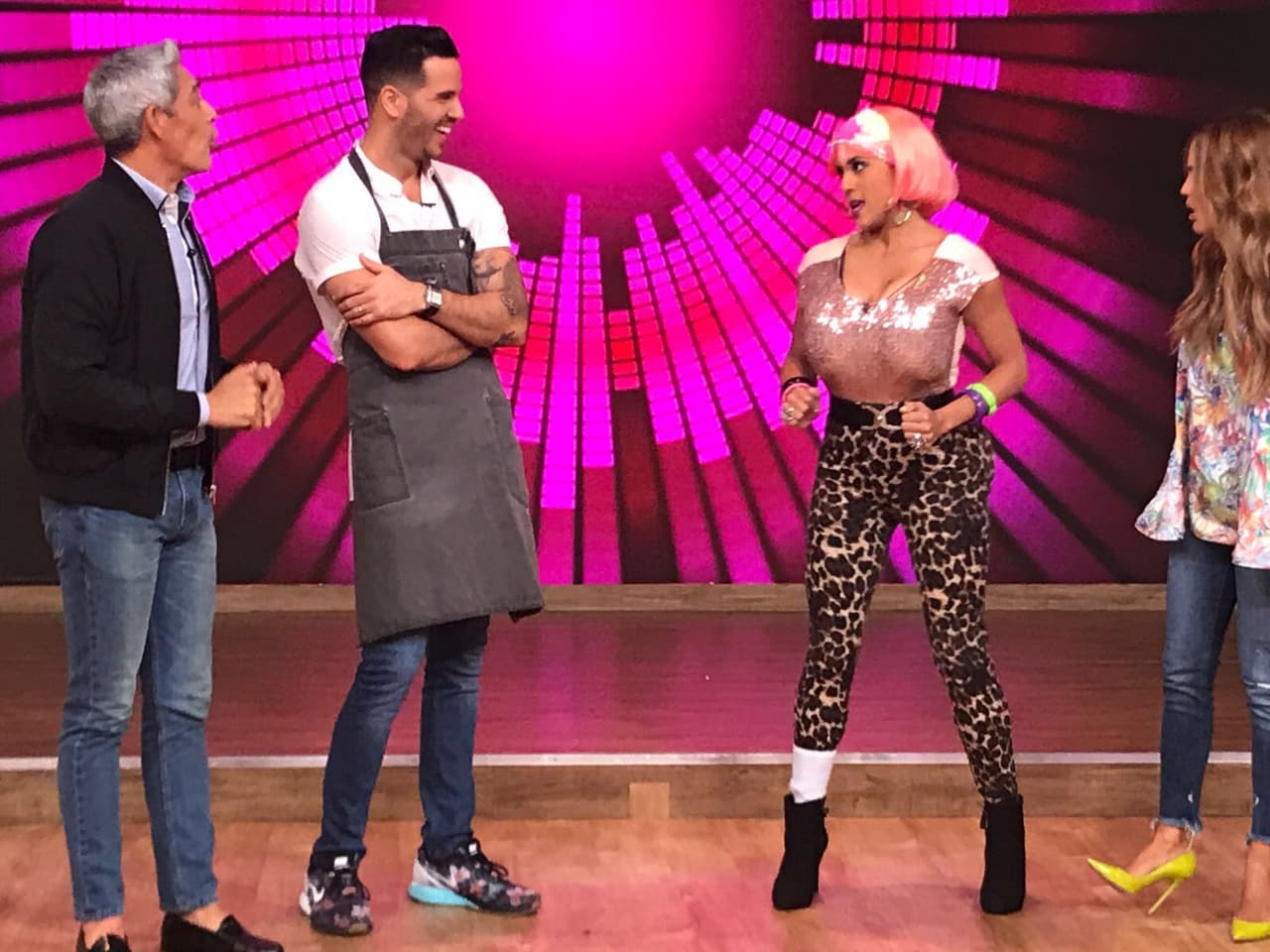 En el primer intentó no resultó, parece que en Despierta América les falta ritmo.