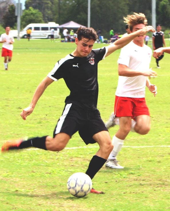 Es padre de un hijo de 21 años, Nick Gama, quien es futbolista.
<br>