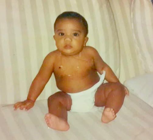 En su casa le dicen Baby Boy, es productor de su propia música y usa la música como forma de escape.