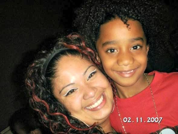 En su casa le dicen Baby Boy, es productor de su propia música y usa la música como forma de escape.