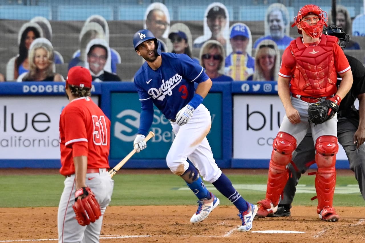 El equipo azul, además de jugar en un Chavez Ravine con fanáticos de cartón, tambi´´en lo harán con menos jugadores.