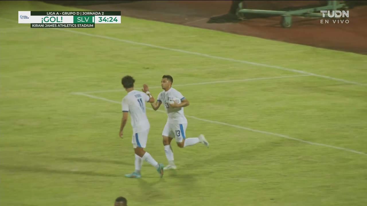 ¡Cae el empate! Larín pone el 1-1 desde los once pasos para El Salvador