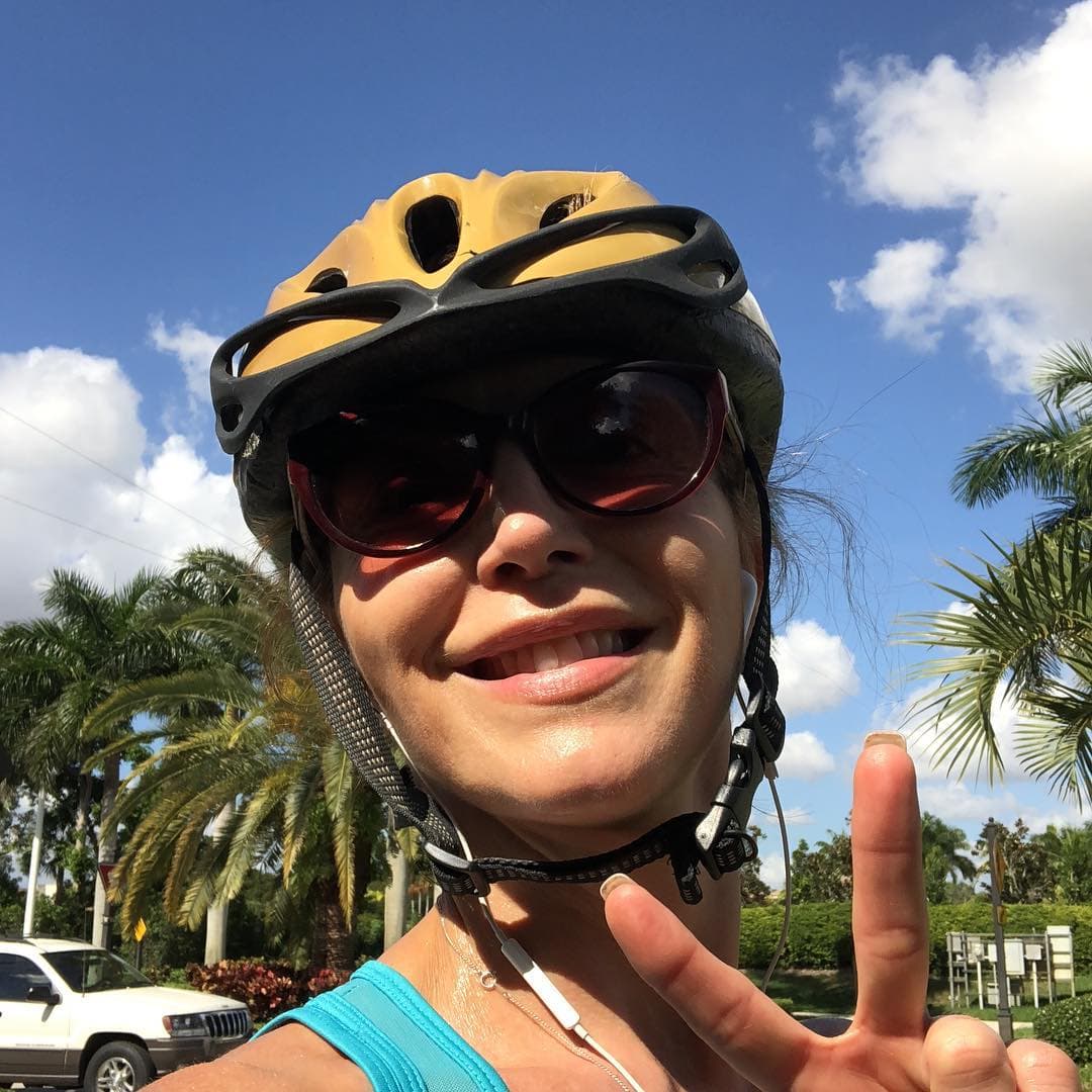 ¿El motivo? Fue por una postal que la actriz compartió a través de su perfil de Instagram este martes 14 de mayo.