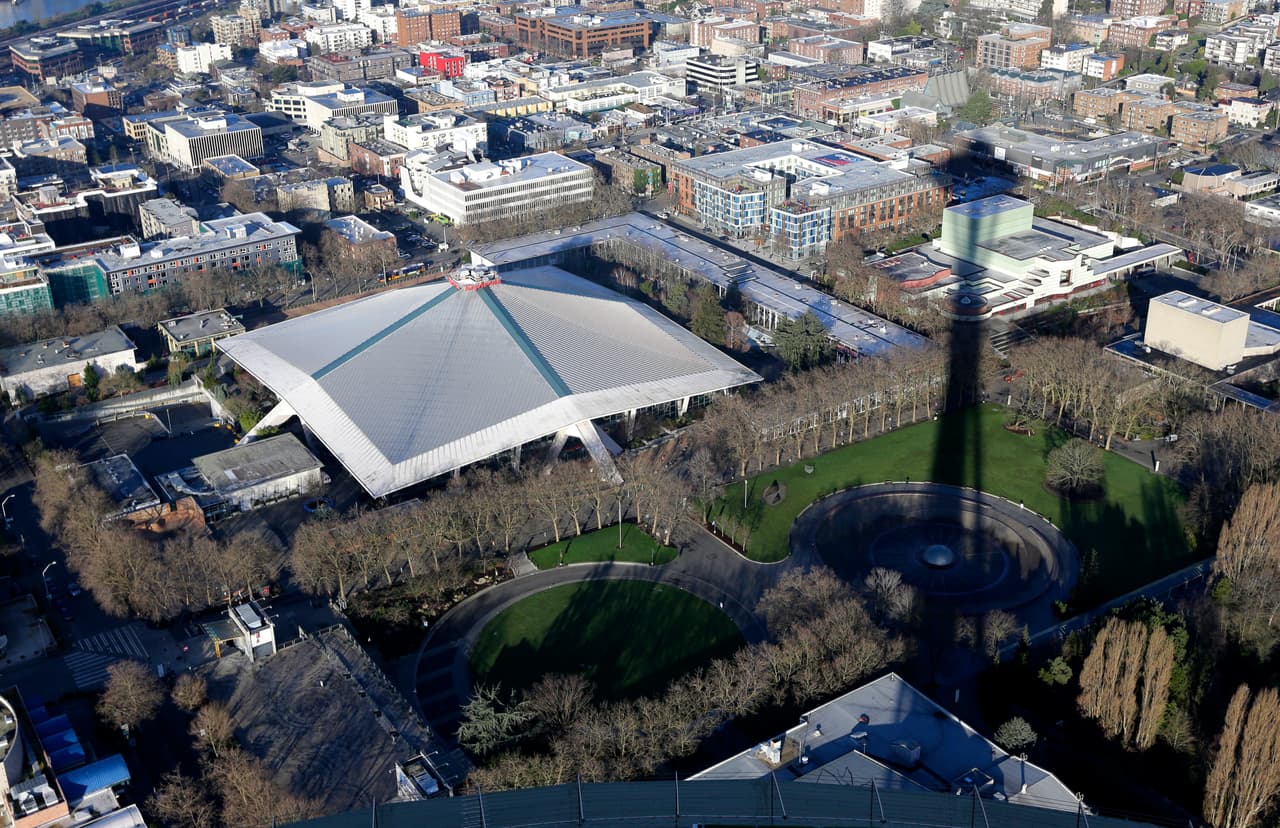 Continúa construcción de estadios en EEUU pese a la pandemia
