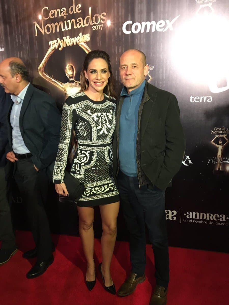 Joselyn Juncal asistió en representación del programa 
<i>El Coque Va</i>, que está nominado a programa de entretenimiento.