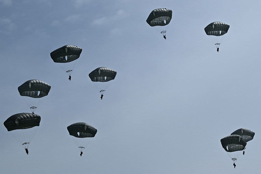 Las celebraciones en Washington DC coinciden con
<b> el cumpleaños número 79 del presidente Donald Trump</b> y habrá eventos durante todo el día, en la famosa avenida Constitución.