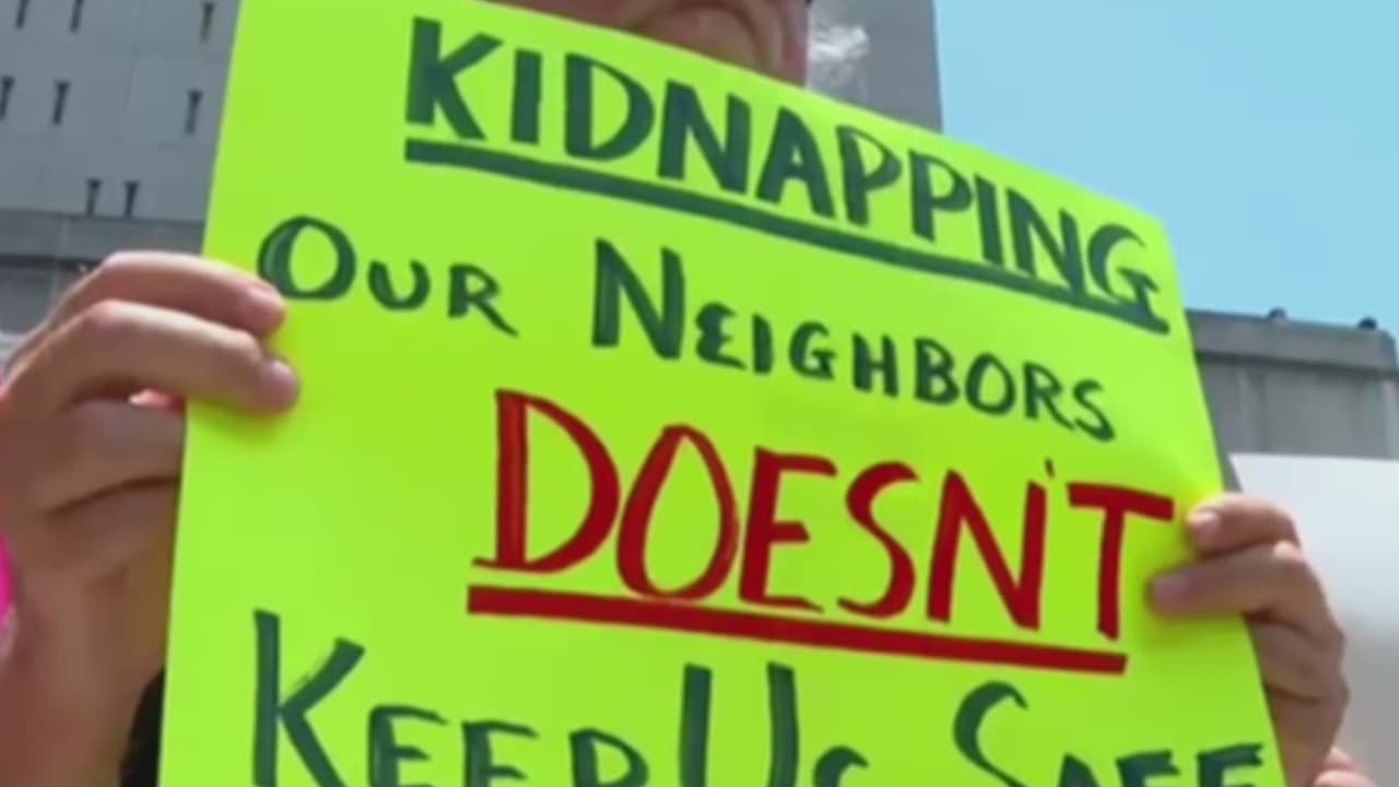 Protestan en Miami para pedir que se mantenga bloqueo de la ley SB-4C: “Nadie se merece tener miedo”