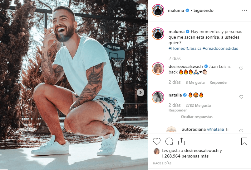 “Hay momentos y personas que me sacan una sonrisa, ¿a ustedes quién?” comentó el cantante en una fotografía que publicó el sábado pasado.