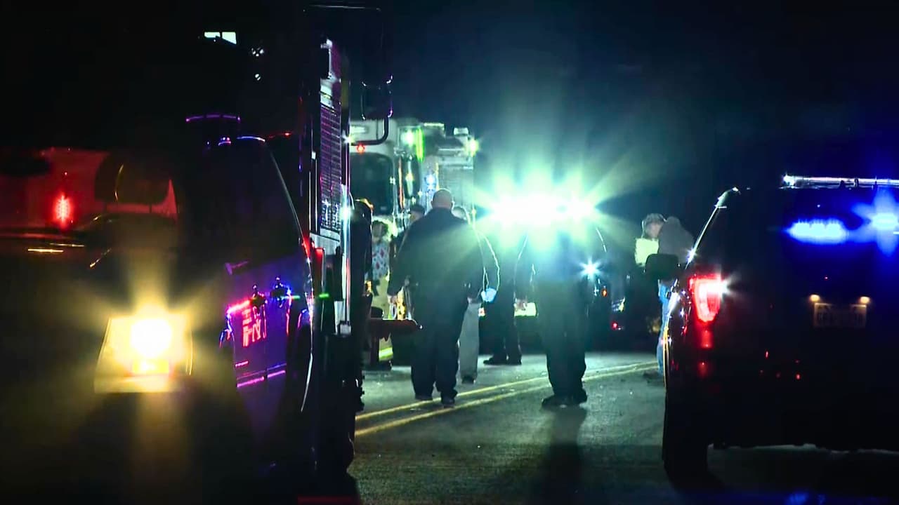 Confirman la muerte de seis personas, entre ellas dos niños, tras choque mortal en condado Johnson