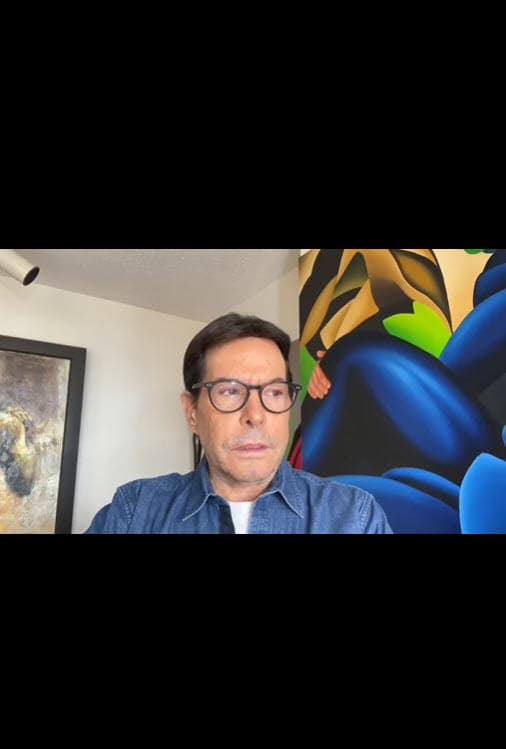 La actriz reaccionó la noche del sábado 8 de agosto
<b> <a href="https://www.univision.com/famosos/me-quieren-matar-y-a-mis-perros-juan-jose-origel-reta-a-erika-buenfil-a-demostrar-cuando-ofendio-a-su-hijo-video" target="_blank">al video </a></b>que horas antes publicó el periodista en donde la retó a que demostrara cuándo se había referido a su hijo, Nicolás Buenfil.
<br>