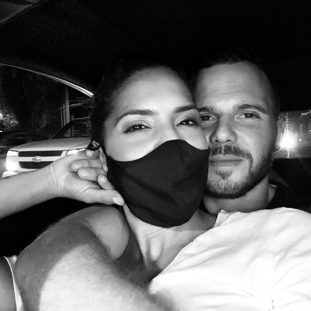 Con esta hermosa imagen en la que Francesco demostró el amor por su amada, nos despedimos por esta semana, recordando que cada vez falta menos tiempo para que podamos volver a abrazarnos, pero para ello hay que seguir esforzándonos y no bajar la guardia.