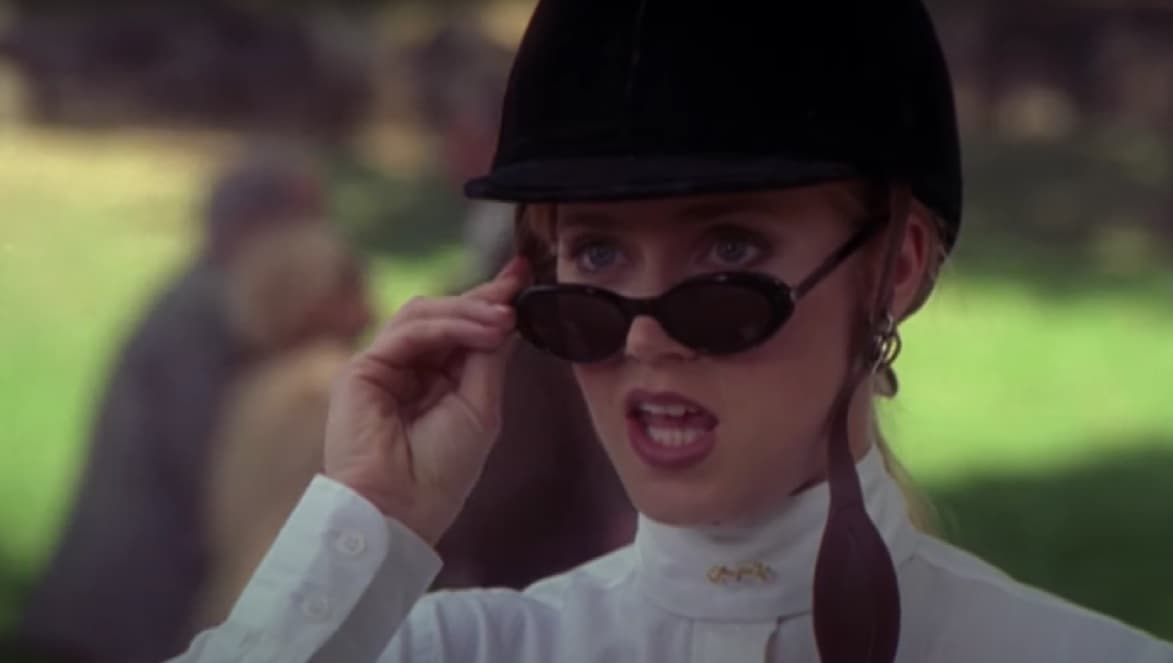 Ninguno de los actores fue llamado para dicho ‘spin off’, así que se eligió un nuevo elenco (de actores poco conocidos en aquel entonces). Se estrenó como ‘Cruel Intentions 2’ y fue destrozada por la audiencia y la crítica (21% y 17% respectivamente en Rotten Tomatoes).