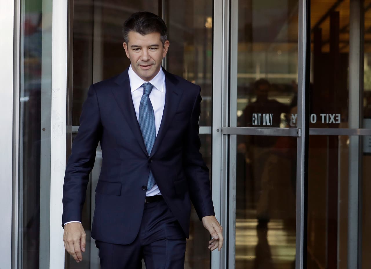 <b>Travis Kalanick, Uber.</b>
<br>
<br>Cofundó el servicio de viajes compartidos Uber, una idea que transformó la industria del transporte. La creación de una aplicación móvil para solicitar y pagar el servicio junto a la posibilidad que cualquiera con un auto se incorpore a la flota de la compañía, revolucionó la manera de movernos en las ciudades.
<br>