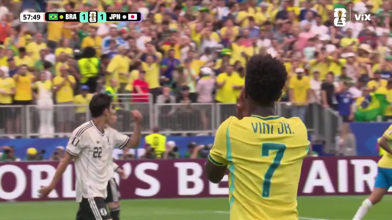 El poste salva a Japón! Vinícius estuvo a nada del gol