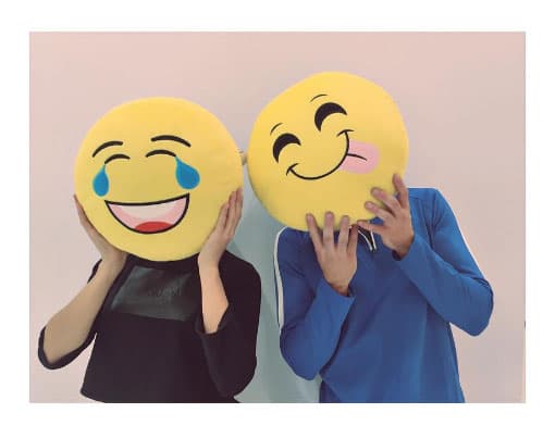 Se ve que se la pasan muy bien juntos: "Mi amor en emoticones! 😂💙😋 #puragozadera". ¿Te gusta la pareja que hacen?