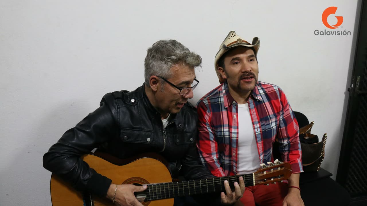 Por su parte, Luis Manuel y José Sierra aprovechaban el tiempo libre para interpretar algunas canciones.