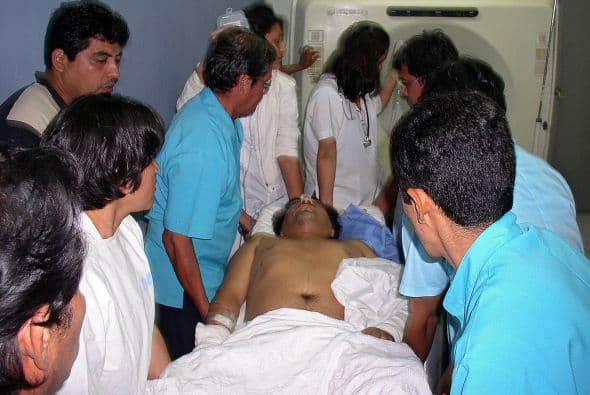 El jefe de la policía de carreteras de Huarochirí, Yorvi Carbajal, informó a la televisora N que el accidente se produjo a las 15:30 horas (20:30 GMT) en la zona de San Bartolome, a 92 kilómetros al este de Lima, en un autobús que había partido desde Huancayo hasta la capital del país.