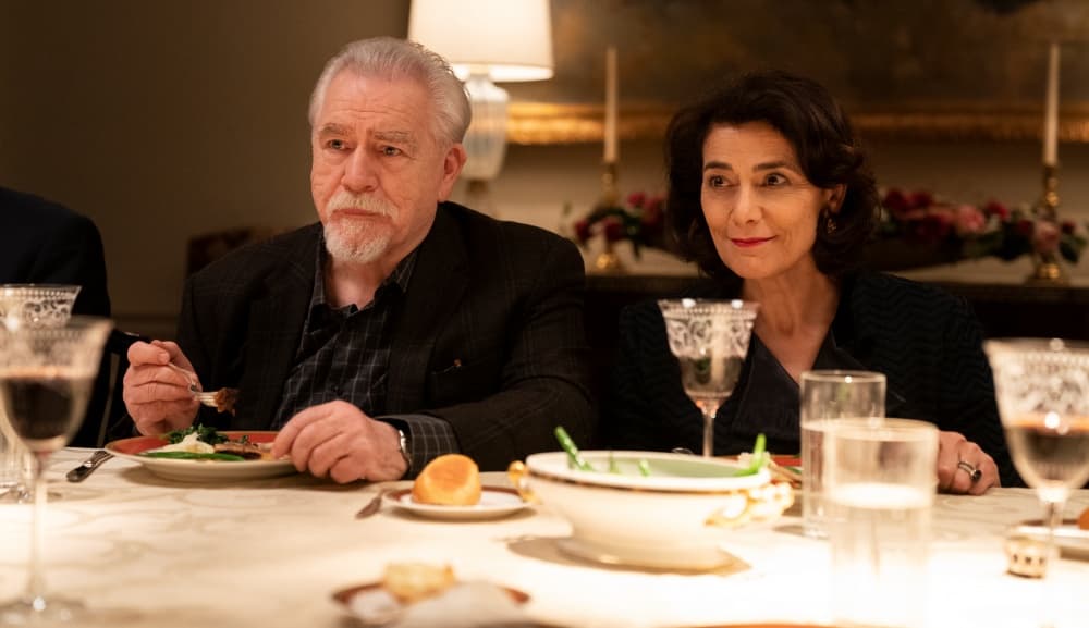 Brian Cox como logan Roy y Hiam Abbass como Marcia Roy en 'Succession'