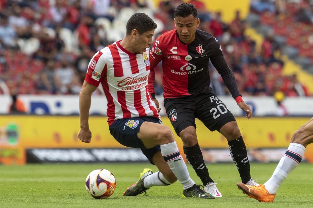 Chivas está embalado y suma su tercer triunfo consecutivo al imponerse al Atlas en el Clásico Tapatío.
<br>