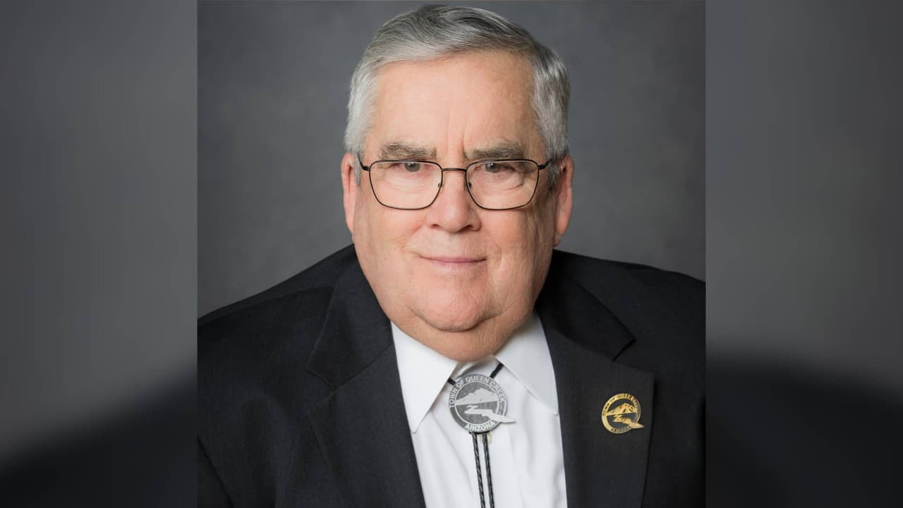 Gail Barney, alcalde de Queen Creek.