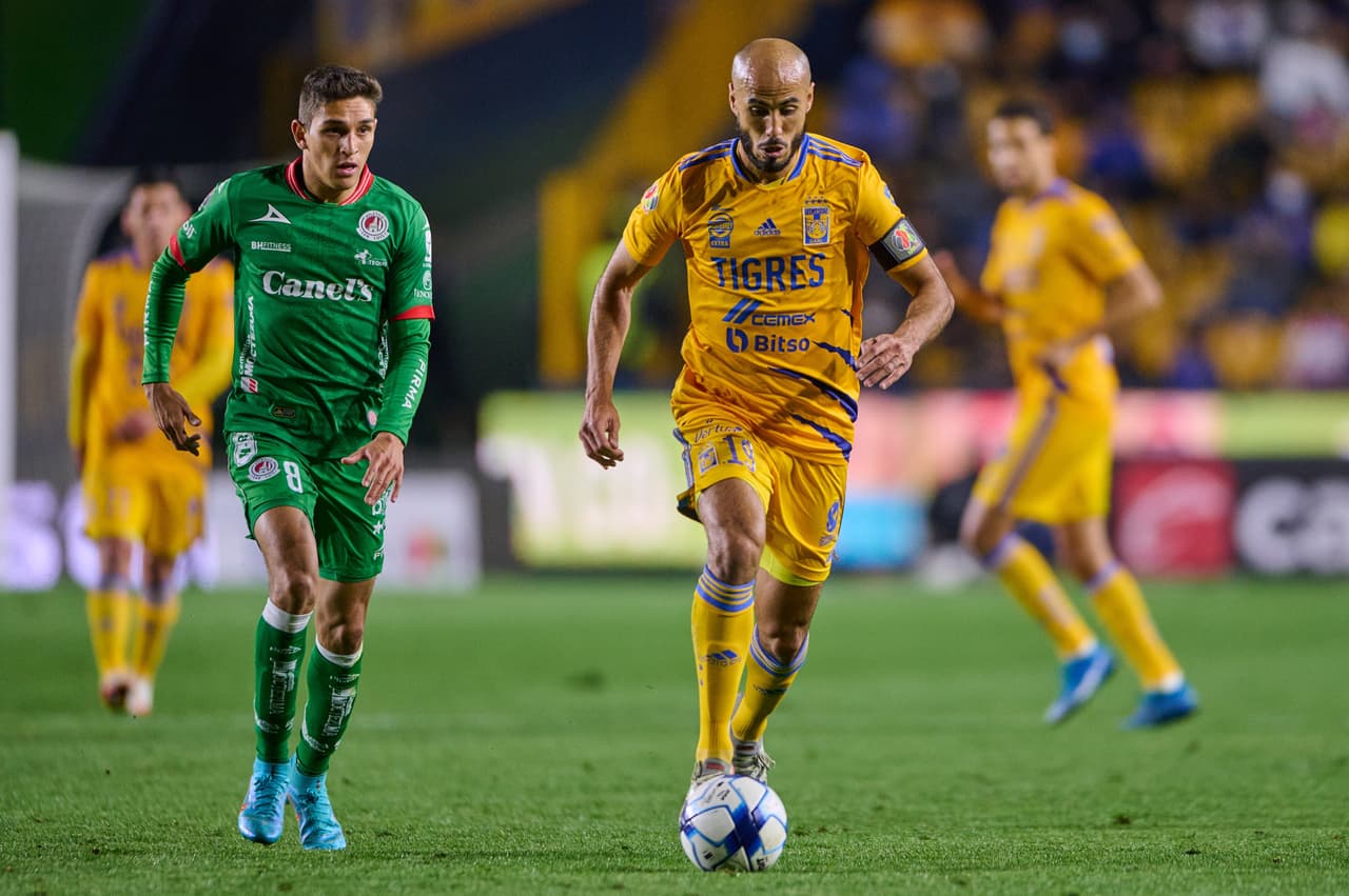 En un partido cerrado los Tigres lograron sacar el triunfo ante San Luis que empezó ganando pero no pudo aguantar el marcador.