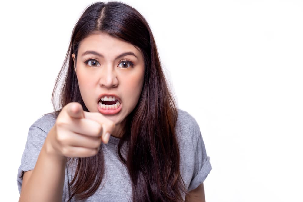 Eso está muy bien, pero existe un peligro: tus fuertes deseos de querer dominar a los demás e imponer tu voluntad a toda costa, lo cual podría traerte complicaciones.