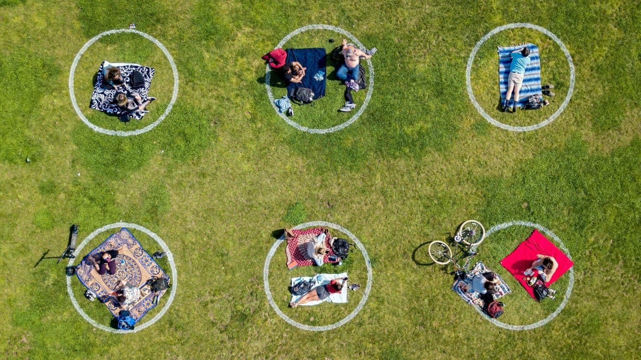 Así funcionan las "burbujas sociales" que pueden frenar la propagación del coronavirus
