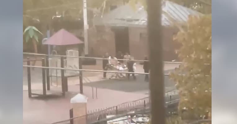 Cuatro personas inocentes quedan heridas tras tiroteo en parque de Queens