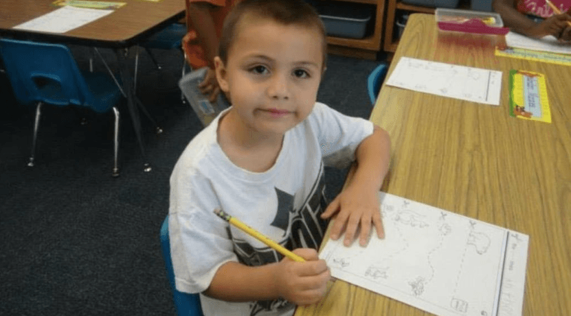 Investigan si niño de 10 años murió por maltrato, y no una caída, tras decir que era gay