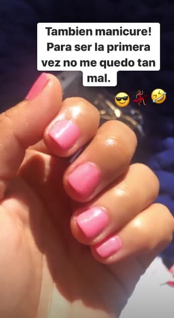 Esta semana improvisó un spa en la comodidad de su casa y en redes sociales compartió parte del proceso.