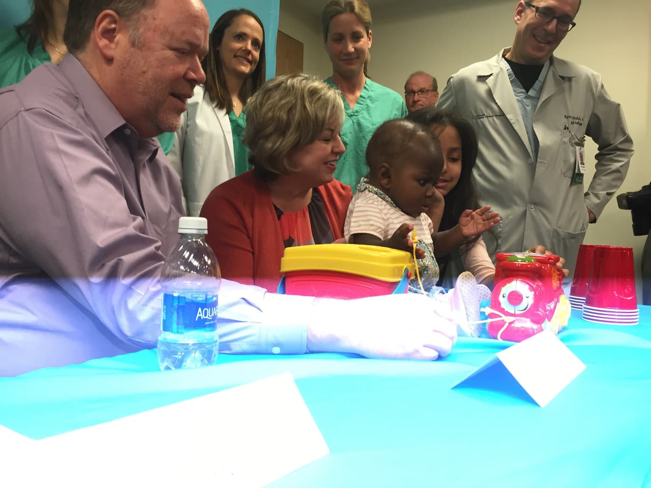 La operación, que se practicó el pasado 8 de marzo, duró más de seis horas.