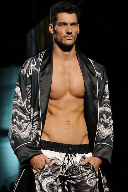 David conquistando en la pasarela. Mira aquí más videos de Chismes.