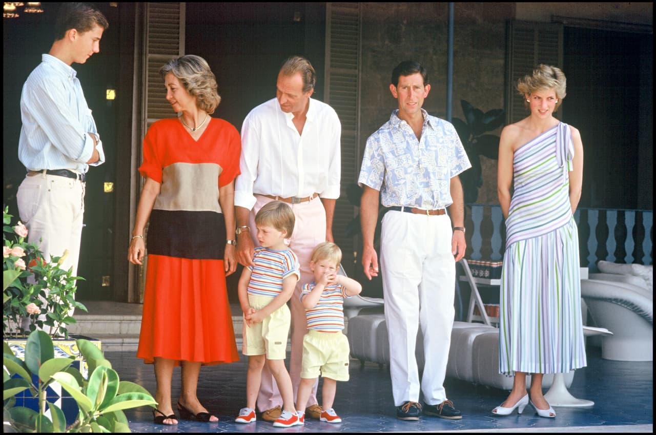 Para diciembre de 1990, de acuerdo con el medio británico, Dean estaba lo suficientemente recuperado para poder regresar a casa.
<br>