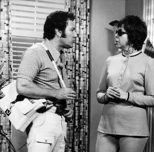 María Rubio estudió danza y actuación en la Escuela de Artes Teatrales del Instituto Nacional de Bellas Artes en México. Su primera actuación en televisión la realizó en la telenovela 'Doña macabra' (1963) y después participó en 'Muchacha italiana viene a casarse' (1971) y 'Me llaman Martina Sola' junto a Joaquín Cordero.