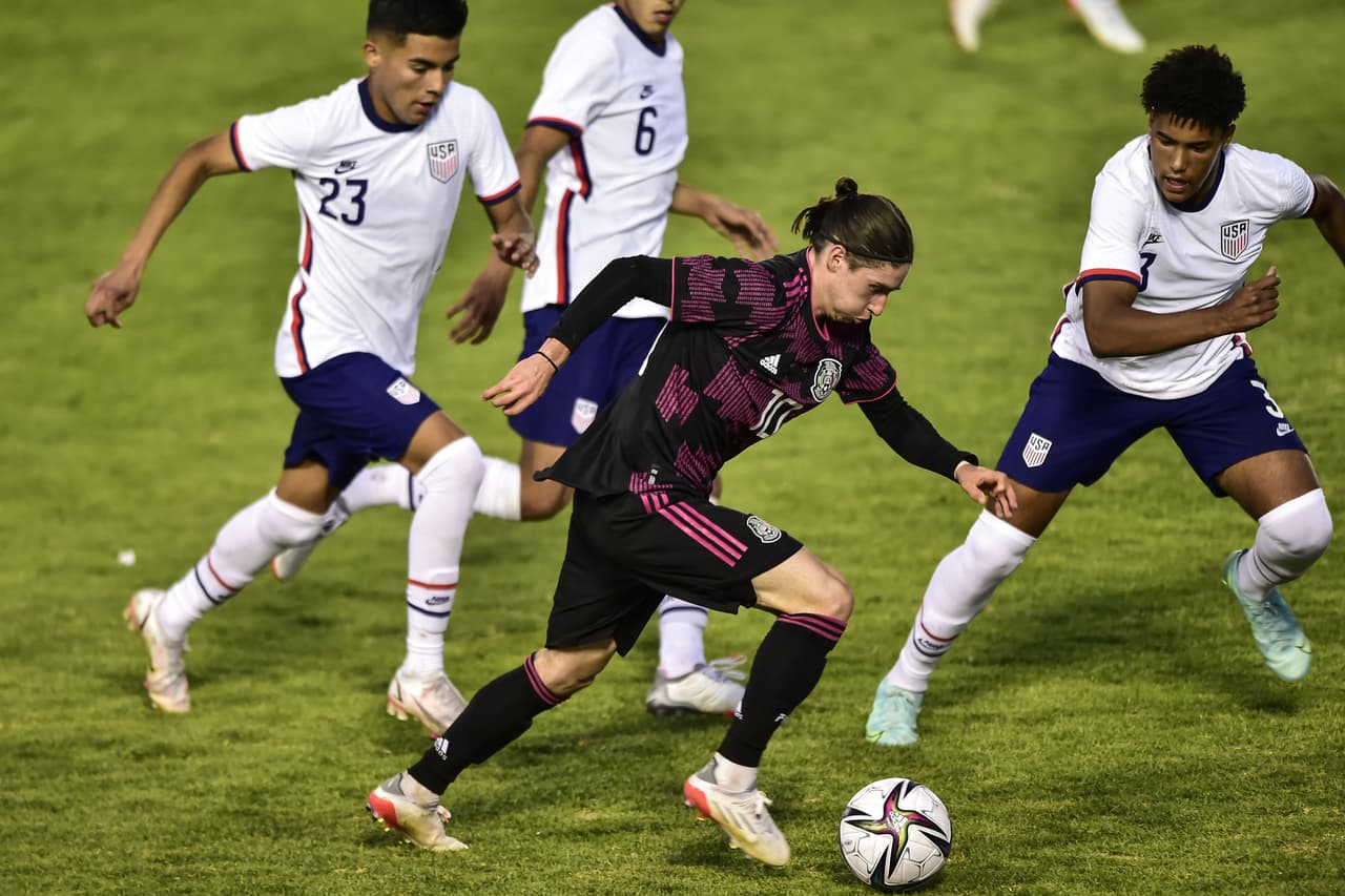 El conjunto Azteca jóven logró quitarse la espina que la selección mayor no pudo y le pegan 2-1 a Estados Unidos en la final de la Revelations Cup.