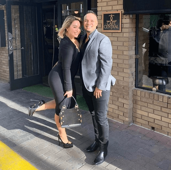 Chiquis, nominada este año en tres categorías de Premios Juventud, y Lorenzo comenzaron a salir en 2016 y se han convertido en una de las parejas más queridas del medio del espectáculo.