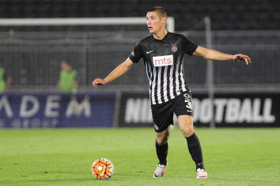 27. Nikola Milenkovic (19 años) - Defensa - F.K. Partizan