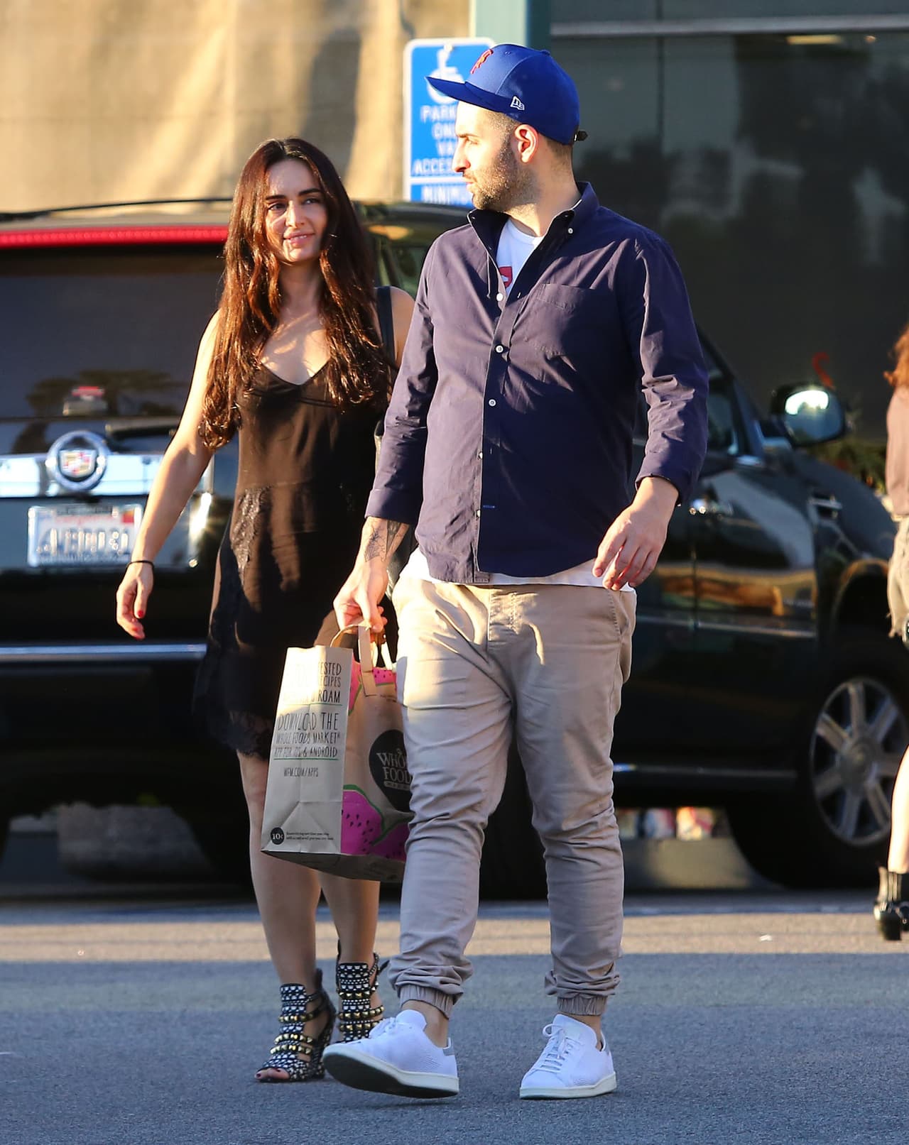 De compras en un mercado orgánico en Hollywood.