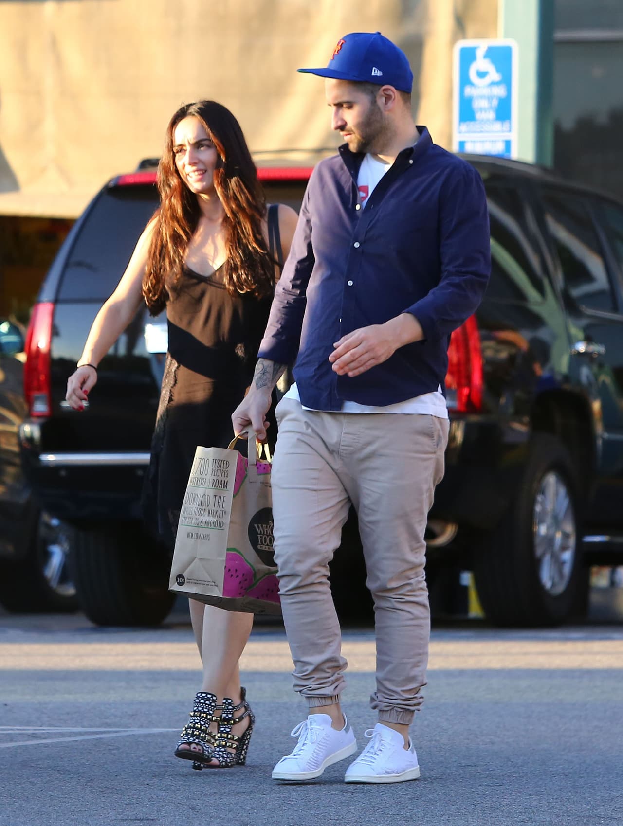 La mexicana fue al supermercado con su amorcito, el chef Mario Carbone.