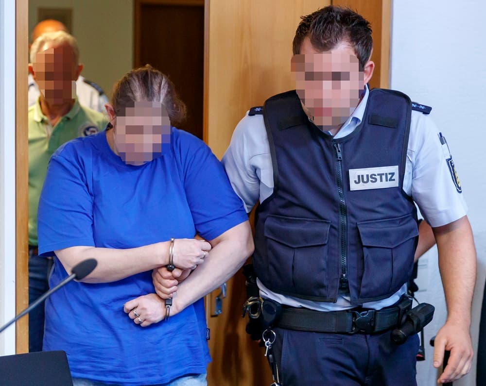 Condenan a una pareja de desempleados que vendían a su hijo por internet a pedófilos